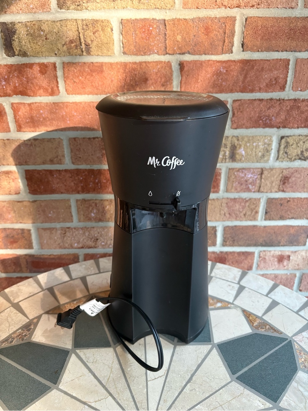Mr. Coffee Iced Coffee Maker, Black - Filter Included. No Carafe. Tested/Working - Picture 2 of 4